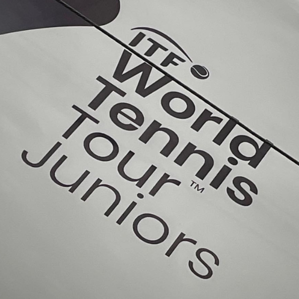 COTE 100 appuie le tennis junior à Québec